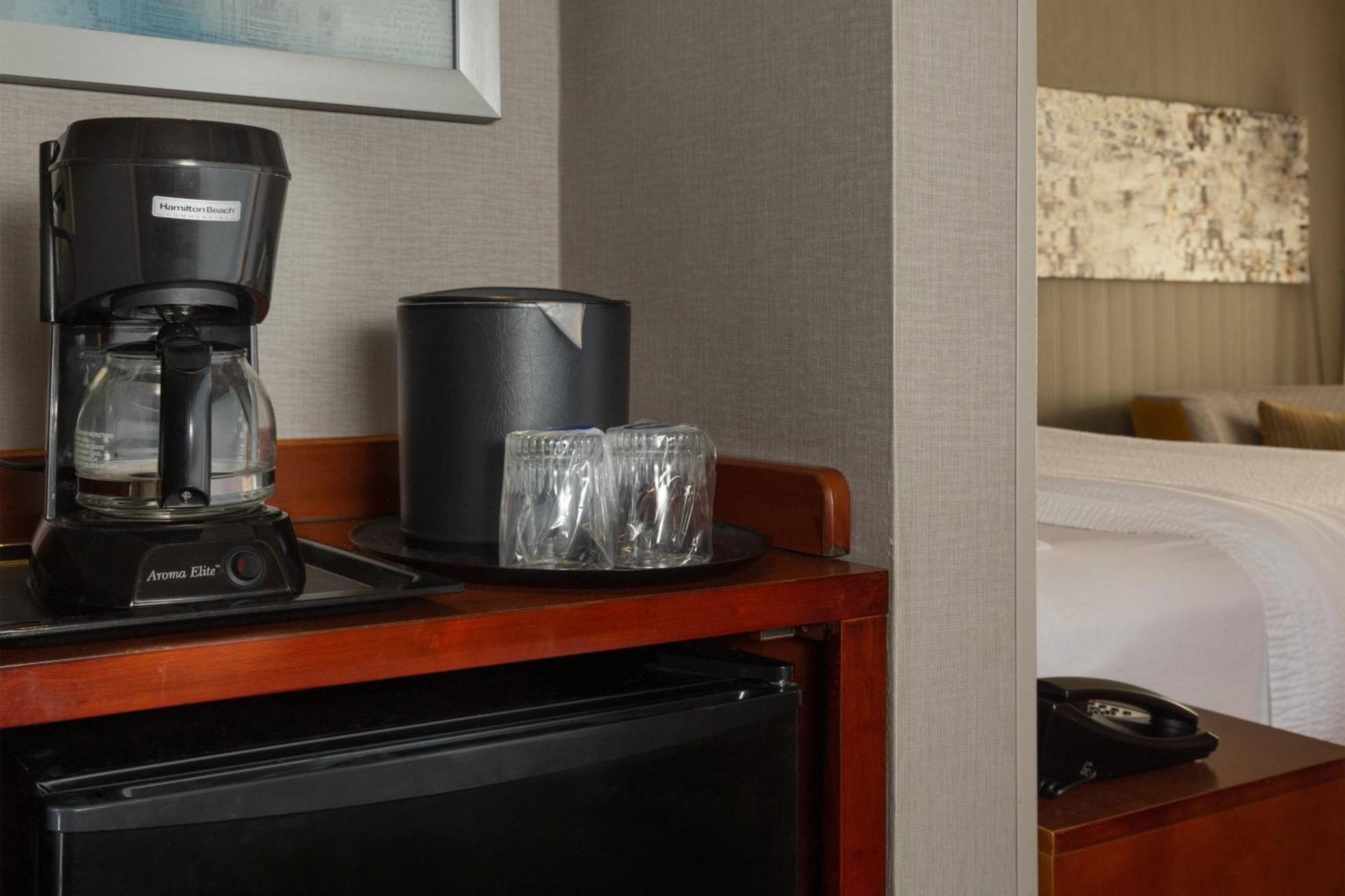 Courtyard By Marriott Harrisburg Hershey Ngoại thất bức ảnh